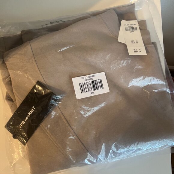 Abercrombie & Fitch YPB neoKNIT Mini Crew - Picture 4 of 4